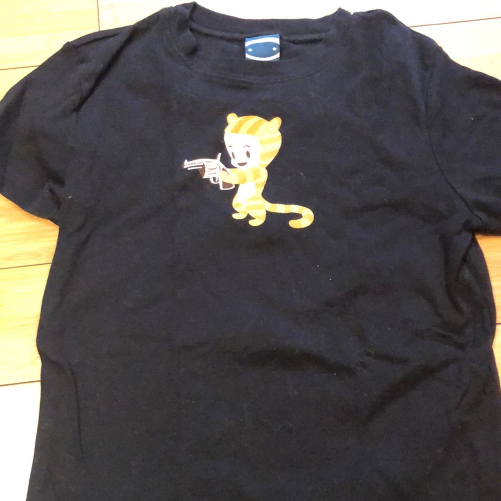 Gama-Go tee. Tiger with gun